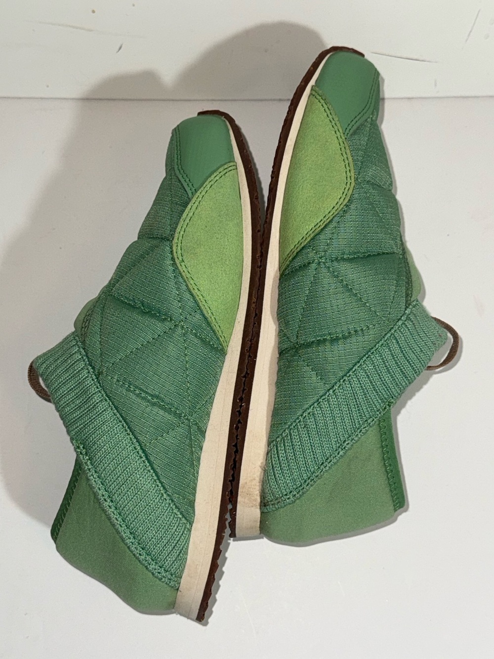 Teva ReEmber quilted slip-on shoes sz 7 - Picture 3 of 7